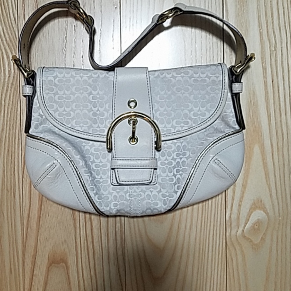 Excellent condition Coach purse
